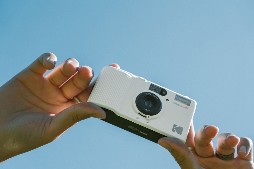 Kodak Snapic A1 35mm Film Camera - Ivory White