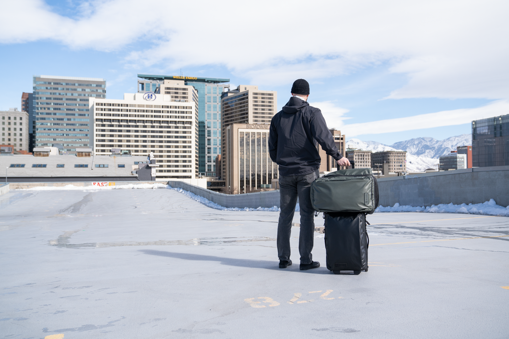 Wandrd Transit Travel 45L Backpack - Wasatch Green