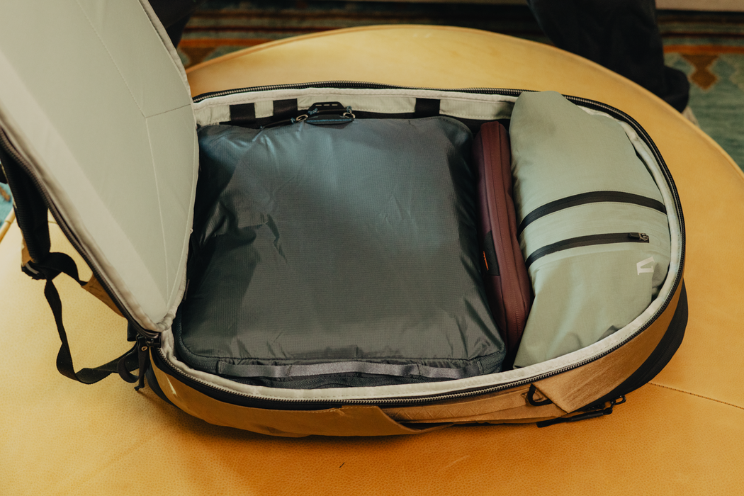 Peak Design Travel 30L Backpack - Coyote