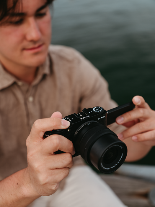 Fujifilm X-M5 Mirrorless Camera with XC 15-45mm f/3.5-5.6 OIS PZ Lens