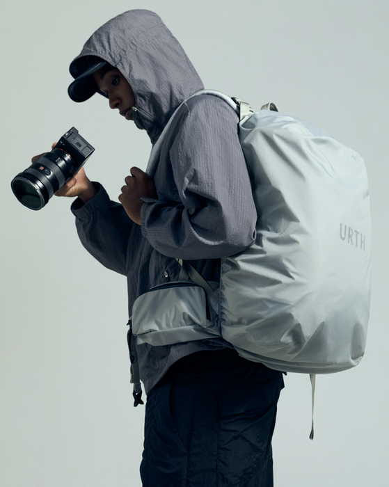 Urth Helios Outdoor 40L Backpack with Core Camera Cube M - Onyx