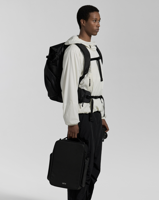 Urth Helios Outdoor 40L Backpack with Core Camera Cube L - Onyx