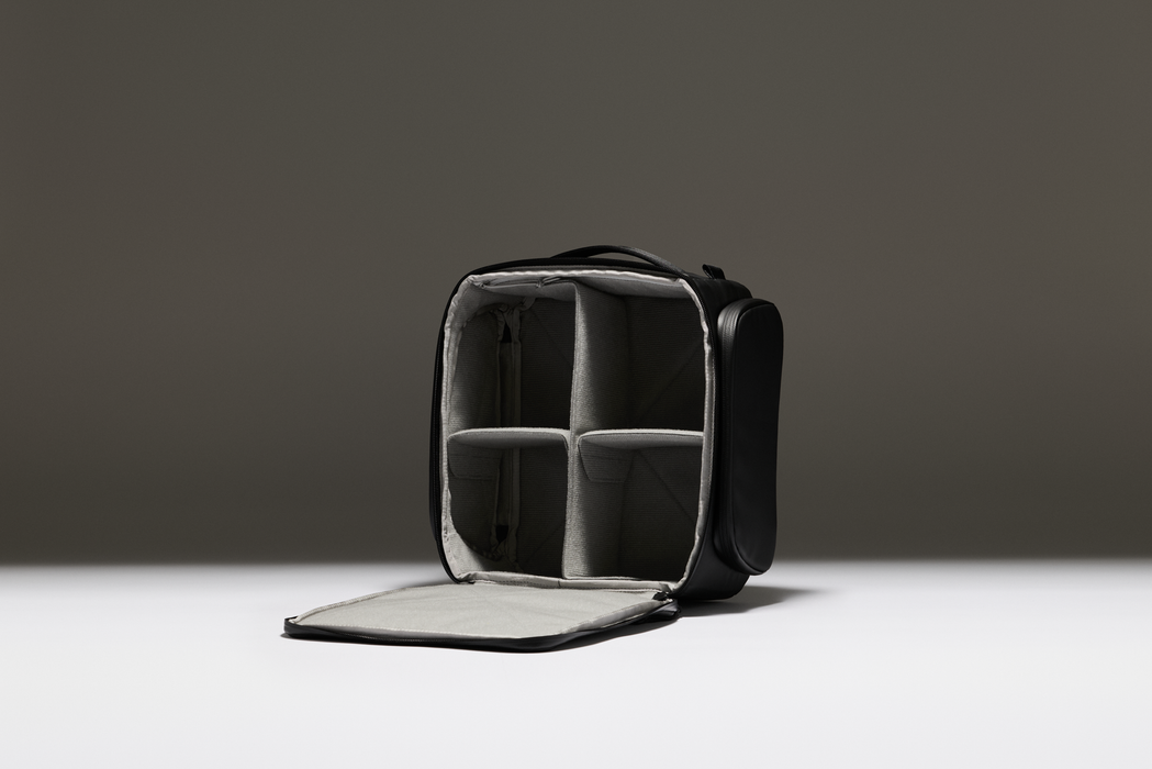 Urth Helios Outdoor 40L Backpack with Core Camera Cube M - Onyx