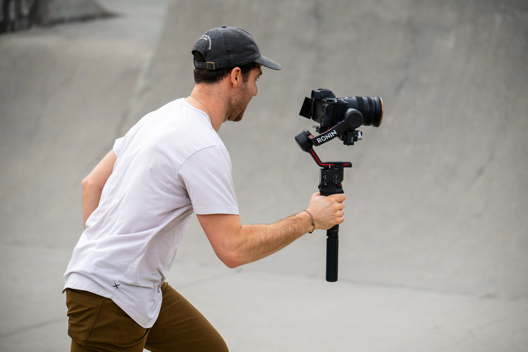 Nikon Z6 III Mirrorless Camera with Z 24-70mm f/4 S Lens