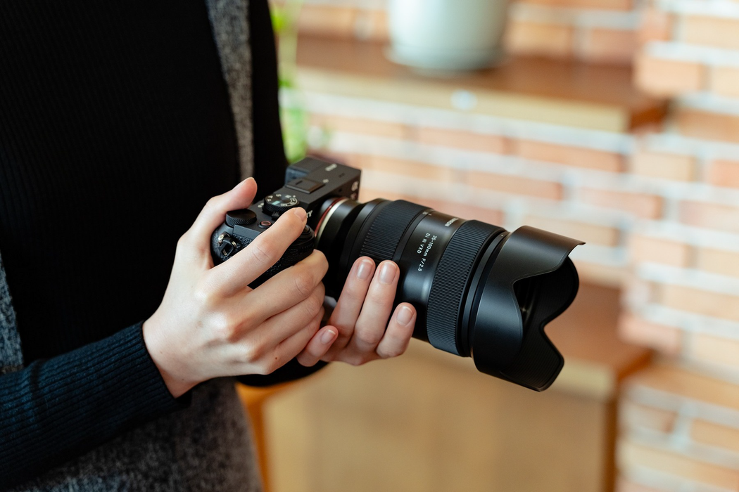 Tamron 35-100mm f/2.8 DI III VXD Lens - Sony E Mount