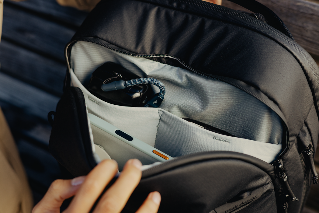 Peak Design Travel 20L Backpack - Black