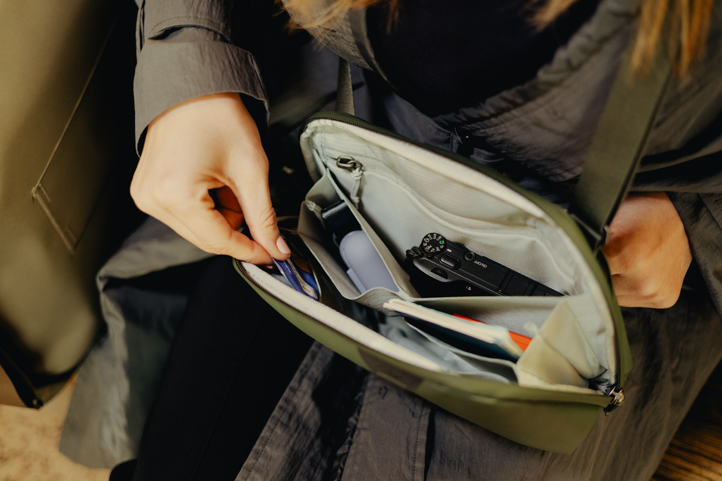 Peak Design Travel Crossbody Bag 3L - Sage