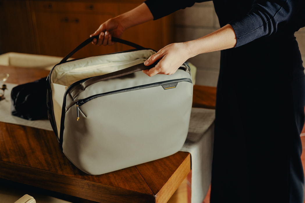 Peak Design Travel Weekender 25L Duffel - Stone