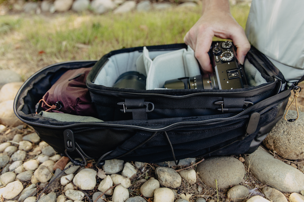 Peak Design Outdoor 18L Backpack Zip - Black