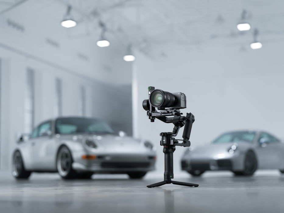 DJI RS 5 Combo Gimbal Stabilizer