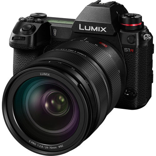 Lumix S PRO 24-70mm f/2.8 Lens