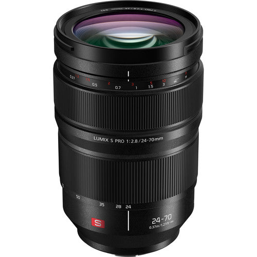 Lumix S PRO 24-70mm f/2.8 Lens