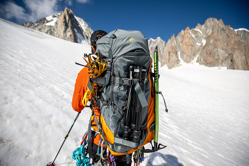 LowePro Powder 500 AW 55L Backpack – Midnight Blue/Horizon Blue