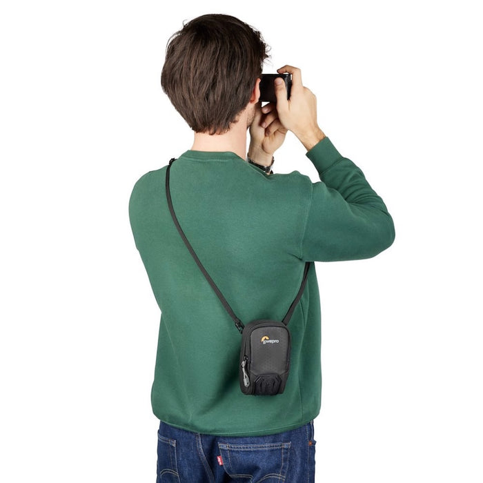 Lowepro Adventura CS 20 III Camera Bag - Black