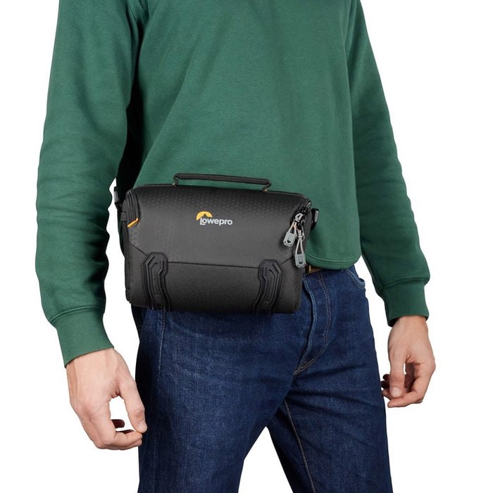 LowePro Adventura SH 160 III Camera Bag - Black